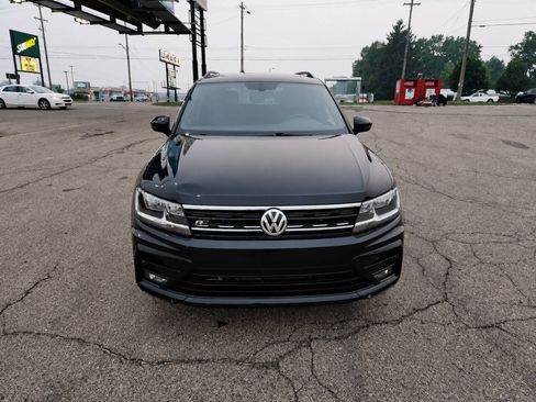 Used 2021 Volkswagen Tiguan SE R-Line w/ 2-Row Tiguan MDO Package AWD/4WD image 9