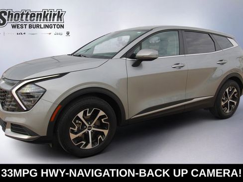 Used 2024 Kia Sportage EX FWD image 1