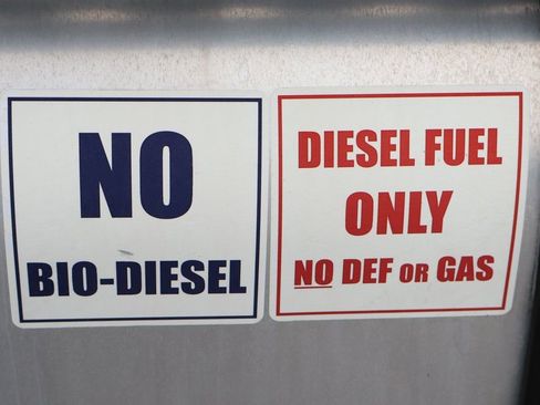 Used 2016 Ford F650 2WD Crew Cab Super Duty image 54