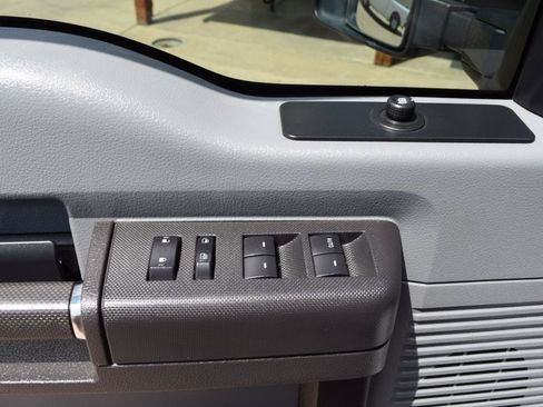 Used 2011 Ford F250 XL w/ PWR Equipment Group RWD image 9
