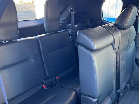 Used 2024 Mitsubishi Outlander Ralliart image 17