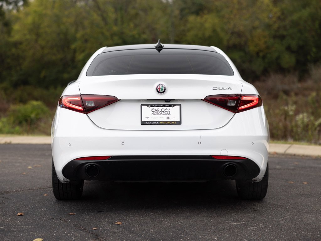 Used 2022 Alfa Romeo Giulia Ti w/ Active Assist Plus Package RWD image 5