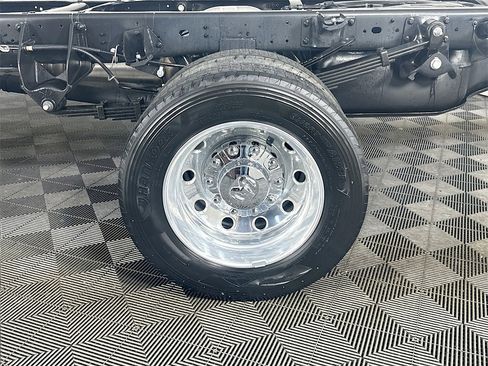 New 2026 RAM 4500 Tradesman w/ Chrome Appearance Group image 16