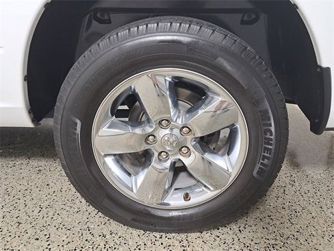 Used 2019 RAM 1500 Big Horn image 8