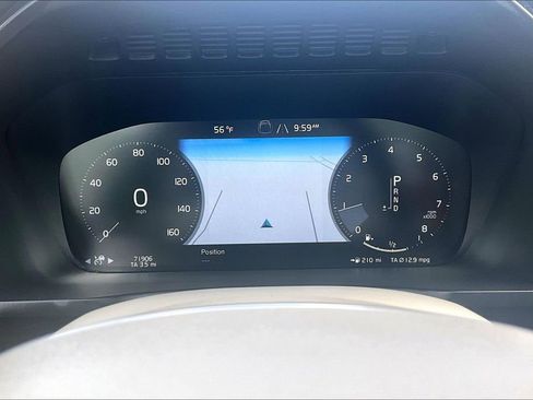 Used 2019 Volvo XC90 T6 Momentum w/ Protection Package Premier image 28