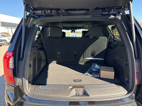 New 2026 GMC Yukon XL Denali image 24