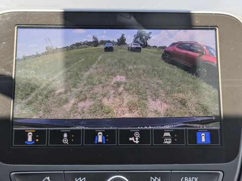 Used 2024 Chevrolet Equinox LT FWD image 26