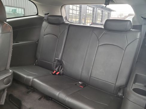 Used 2012 Chevrolet Traverse LT image 15