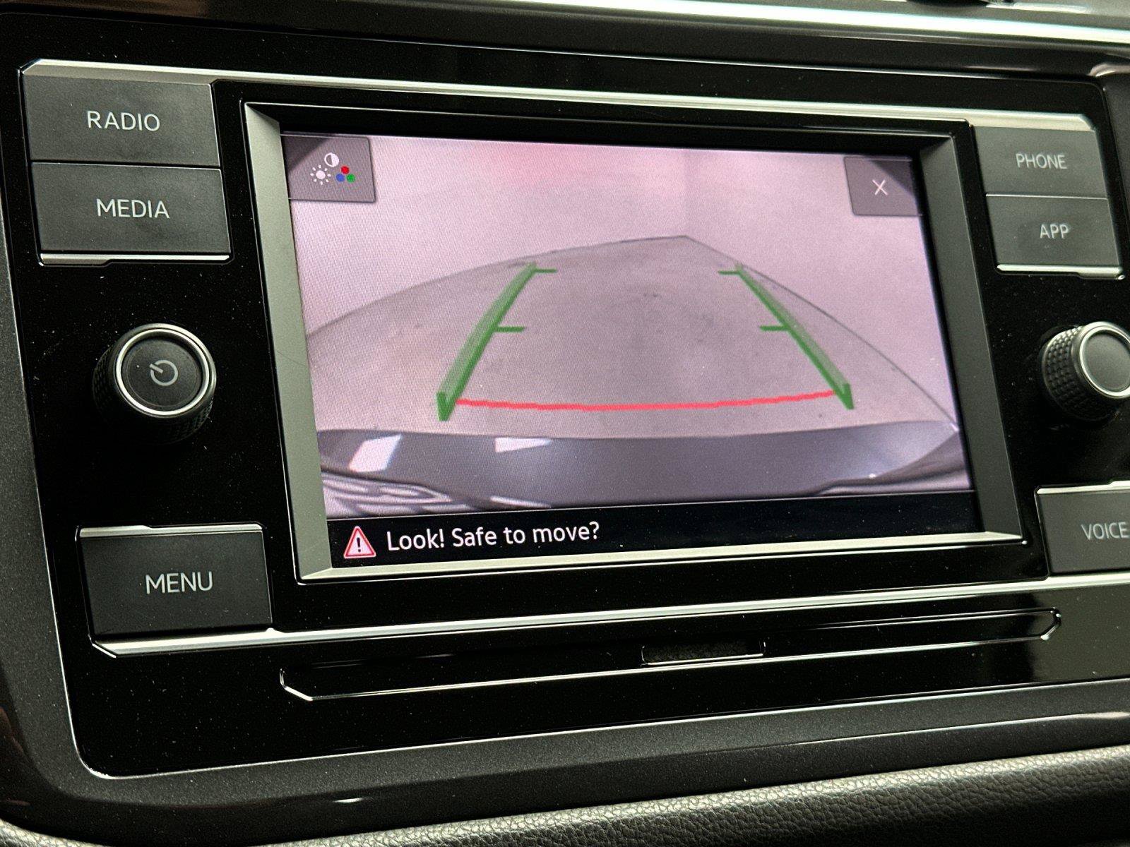 Used 2020 Volkswagen Tiguan S FWD image 18