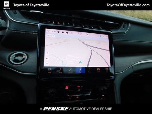 Used 2024 Jeep Grand Cherokee L Limited w/ Trailer Tow Package image 10