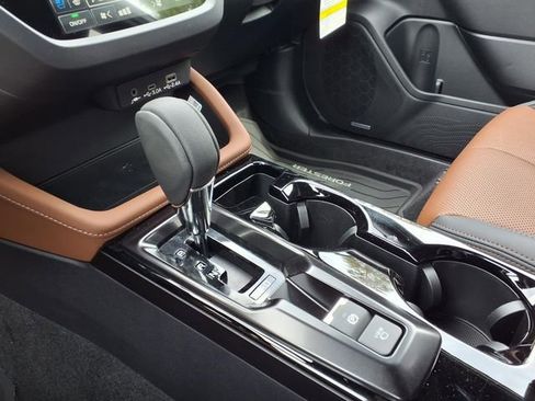 New 2026 Subaru Forester Touring AWD/4WD image 16