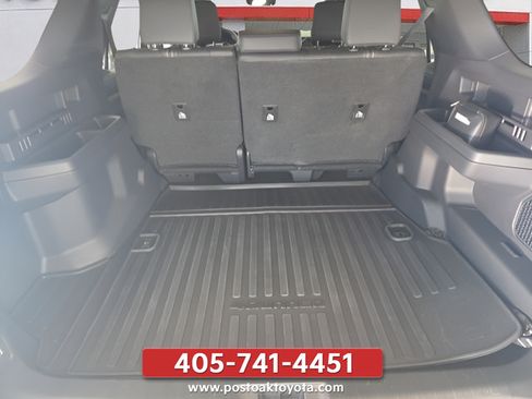 Used 2025 Toyota 4Runner Limited w/ Tow Technology Package AWD/4WD image 23