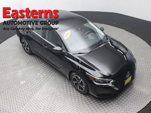 Used 2024 Nissan Sentra SV FWD image 3