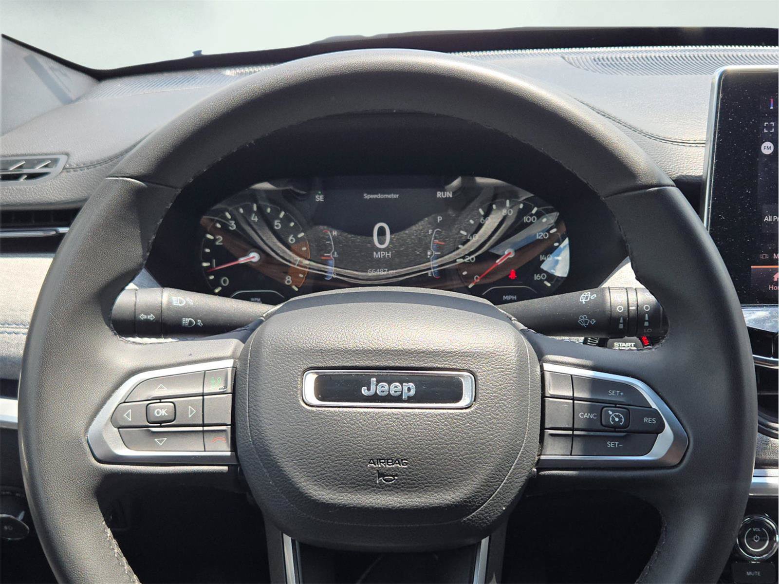 Used 2024 Jeep Compass Latitude AWD/4WD image 55