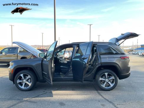 New 2025 Jeep Grand Cherokee Limited AWD/4WD image 42