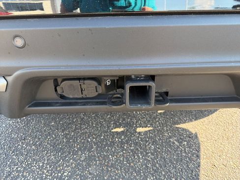 Used 2025 Ford Explorer Platinum w/ Ultimate Package image 17