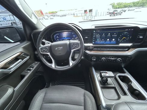 Certified 2023 Chevrolet Silverado 1500 RST w/ Z71 Off-Road Package AWD/4WD image 13