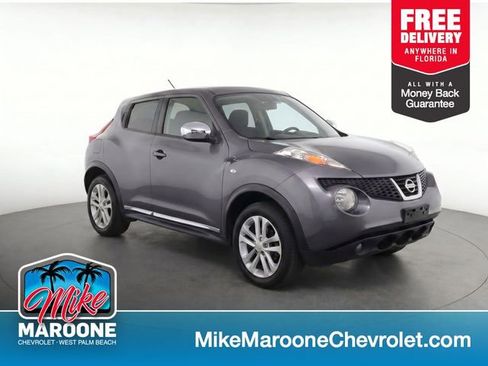 Used 2011 Nissan Juke SV w/ Chrome Pkg FWD image 1
