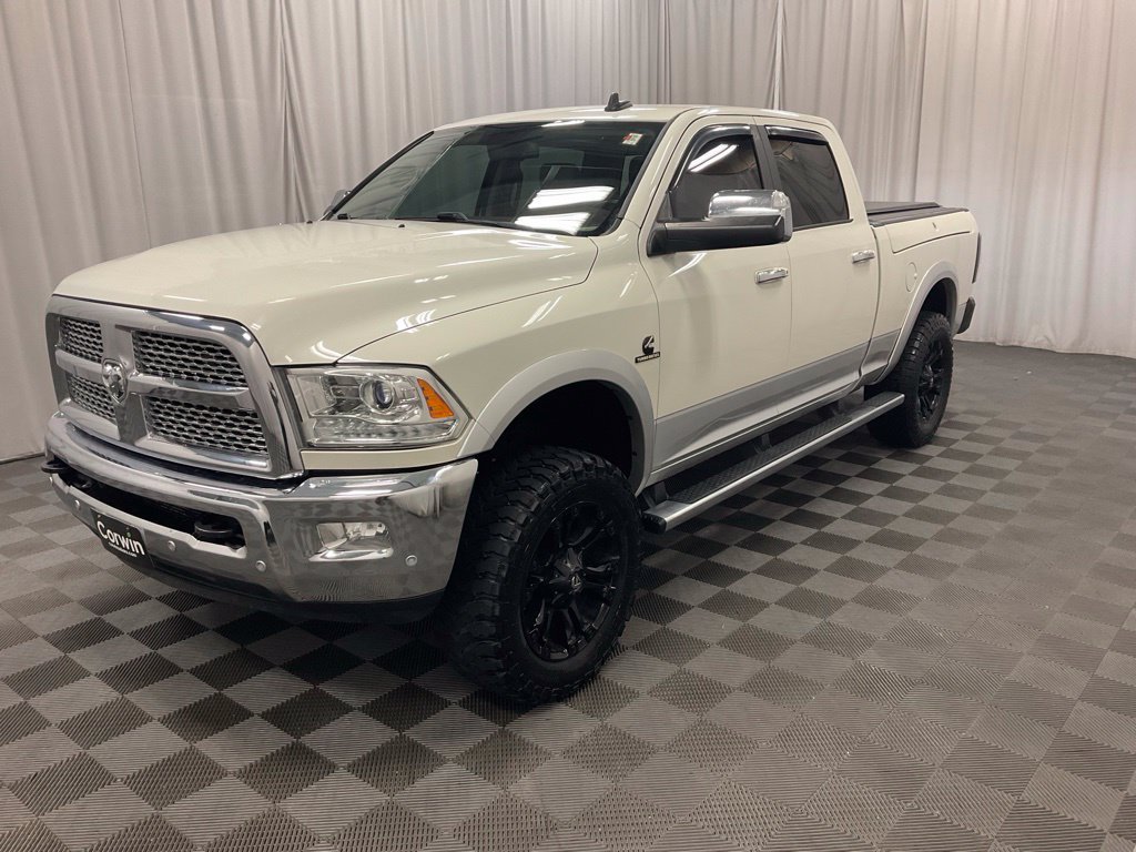 Used 2018 RAM 3500 Laramie w/ Cold Weather Group AWD/4WD image 5