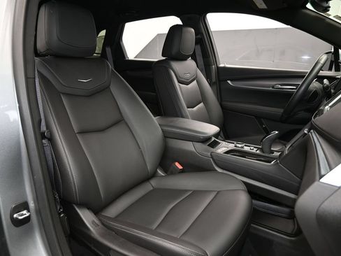 Used 2024 Cadillac XT5 Luxury FWD image 45