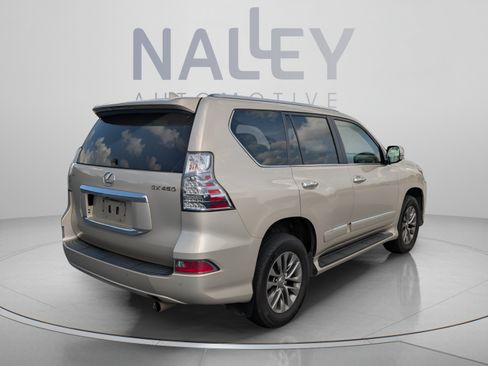 Used 2016 Lexus GX 460 Luxury w/ Preferred Accessory Package AWD/4WD image 5