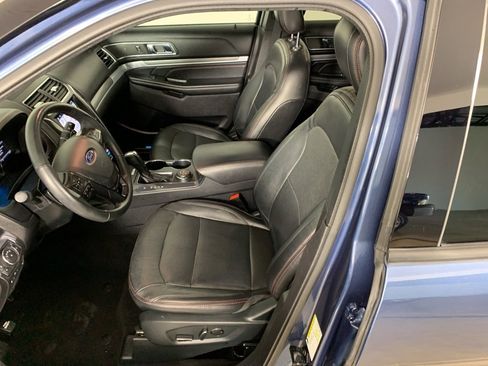 Used 2018 Ford Explorer Sport image 31