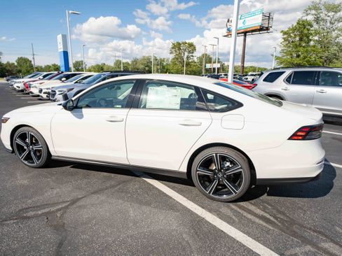 New 2026 Honda Accord SE image 4