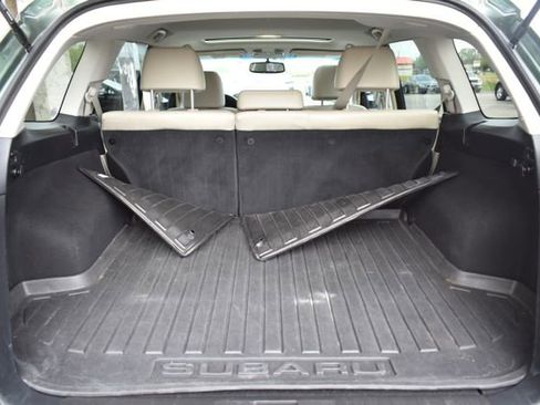 Used 2013 Subaru Outback 2.5i Limited w/ Moonroof Pkg AWD/4WD image 35