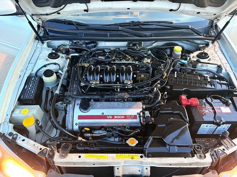 Used 2000 Nissan Maxima GXE image 27