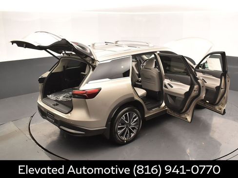 Certified 2026 INFINITI QX60 Luxe w/ Cargo Package image 35