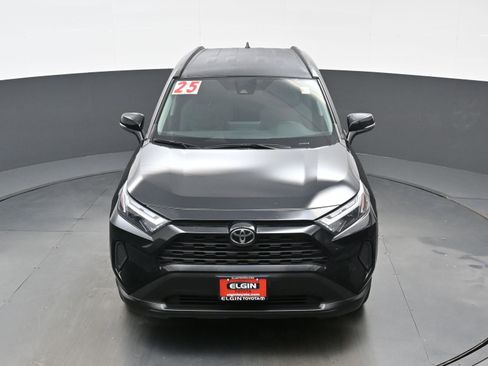 Used 2025 Toyota RAV4 XLE AWD/4WD image 35