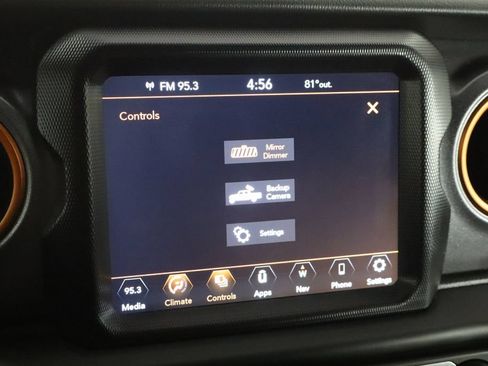 Used 2022 Jeep Gladiator Mojave w/ Trailer Tow Package AWD/4WD image 30