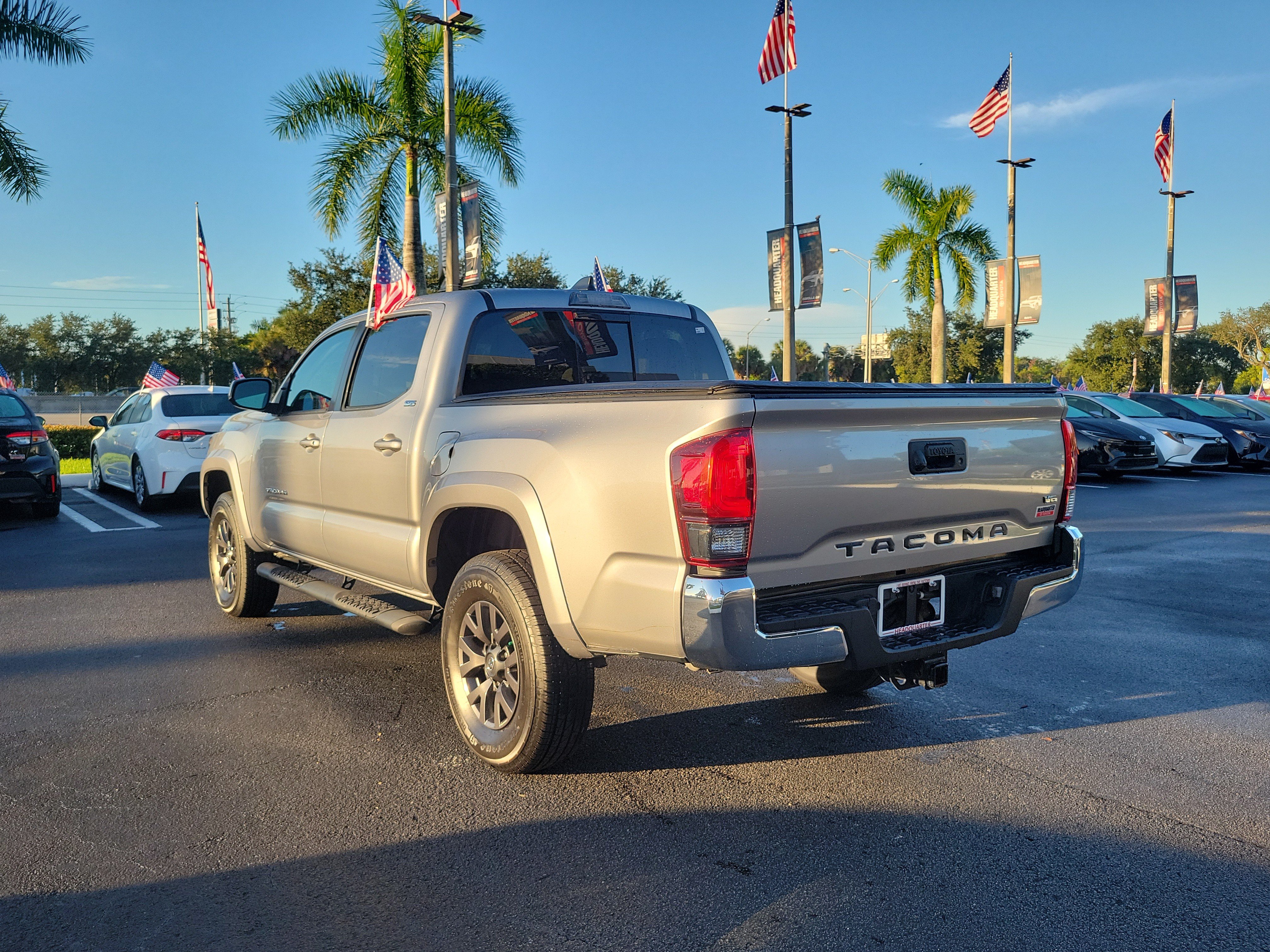 Used 2021 Toyota Tacoma SR5 RWD image 9
