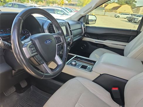Used 2020 Ford Expedition Platinum image 15