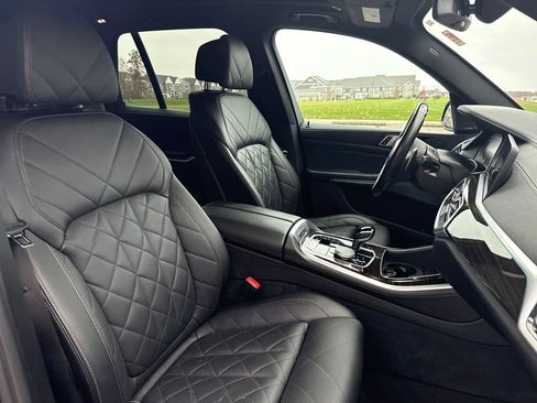 Used 2023 BMW X5 M50i image 16