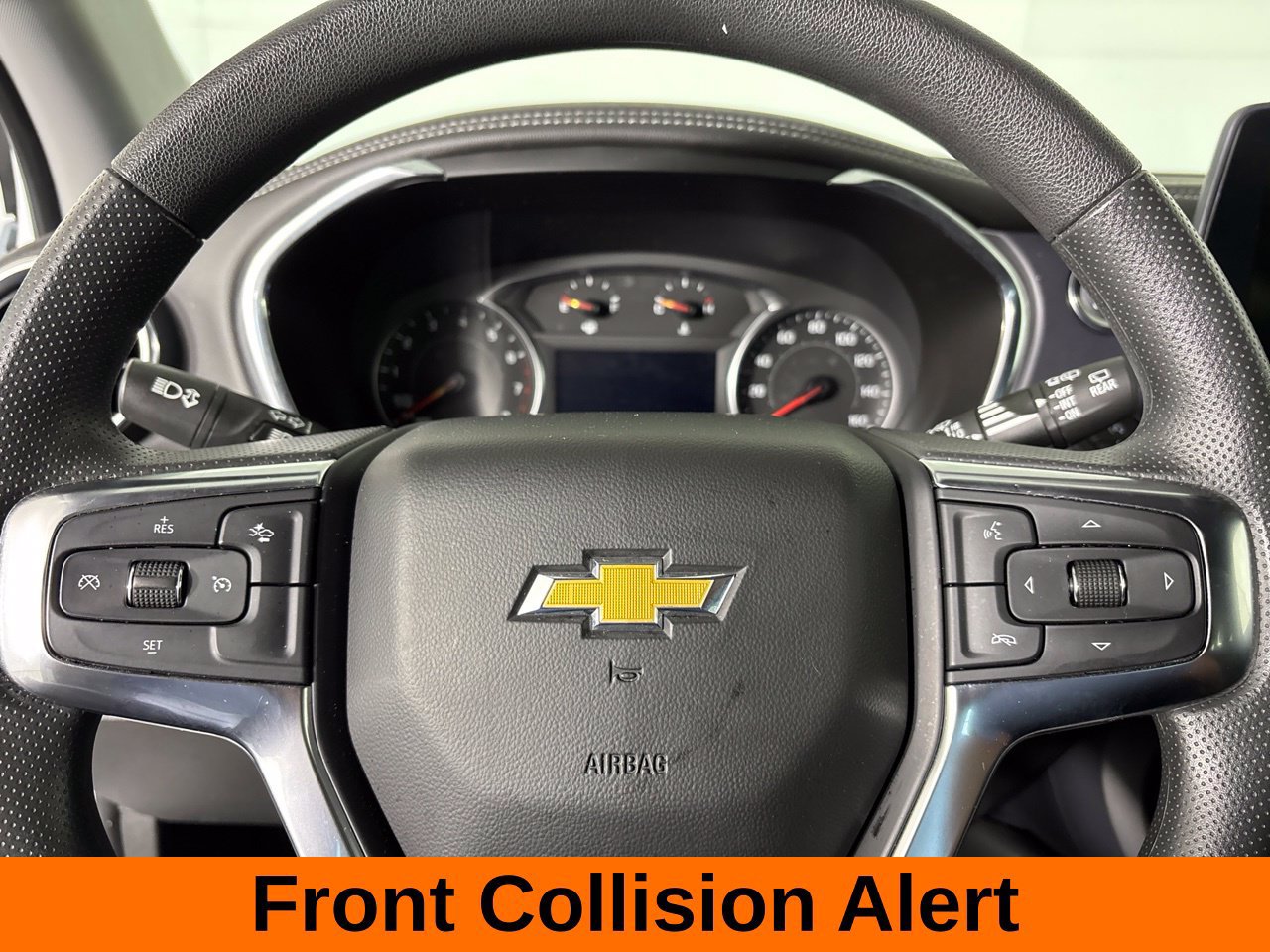 Used 2025 Chevrolet Blazer LT FWD image 14