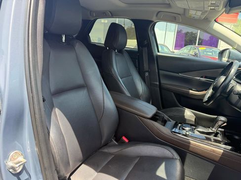 Used 2021 MAZDA CX-30 AWD 2.5 S w/ Premium Package image 12