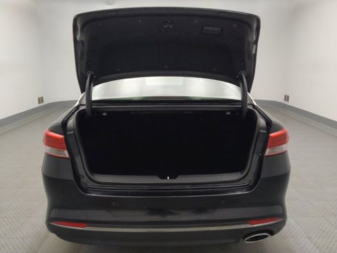 Used 2018 Kia Optima LX FWD image 29