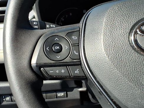 Used 2024 Toyota RAV4 XLE Premium image 26