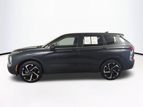 Used 2024 Mitsubishi Outlander SE Black Edition AWD/4WD image 8