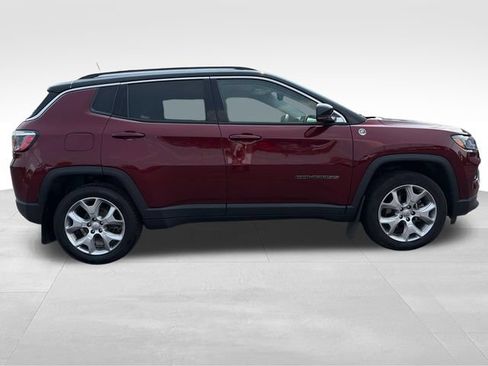 Used 2022 Jeep Compass Limited AWD/4WD image 8