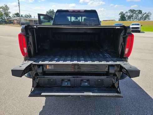 Used 2021 GMC Sierra 3500 Denali w/ Denali Black Diamond Edition AWD/4WD image 23
