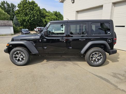 New 2025 Jeep Wrangler Sport S image 8