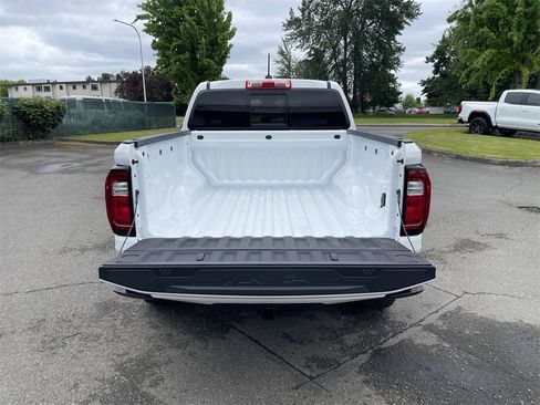 New 2025 GMC Canyon AT4 w/ Nightfall Edition image 25