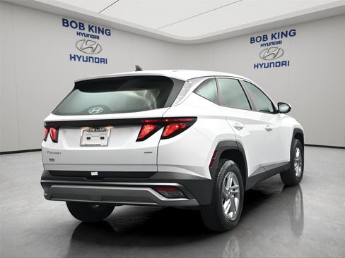 New 2026 Hyundai Tucson SE AWD/4WD image 12