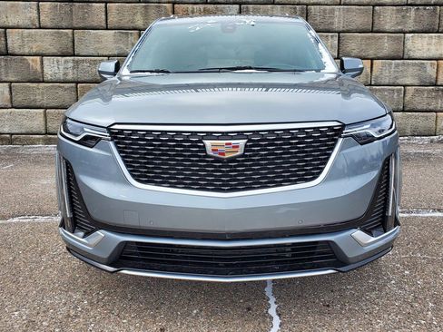 Certified 2024 Cadillac XT6 Premium Luxury w/ Technology Package image 7