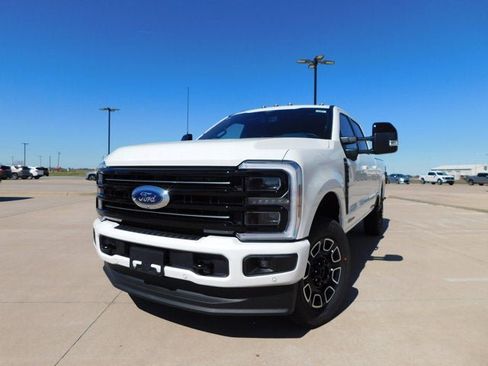 New 2026 Ford F250 Platinum image 4