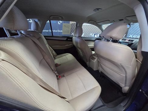 Used 2016 Subaru Outback 2.5i Premium image 25