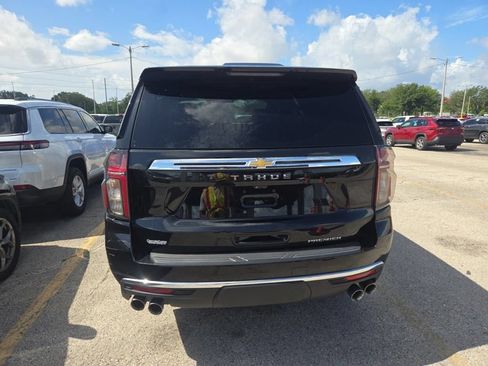 Used 2021 Chevrolet Tahoe Premier w/ Premium Package AWD/4WD image 2