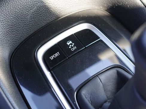 Used 2022 Toyota Corolla SE FWD image 27